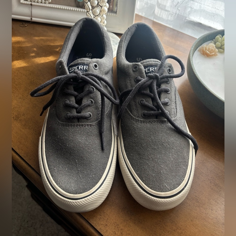 Sperry Charcoal Gray Laced Canvas Sneakers